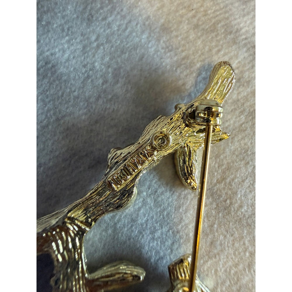 Sarah Coventry Vintage Gold Tone Textured Branch Leaf Bamboo Brooch Pin - Picture 4 of 6
